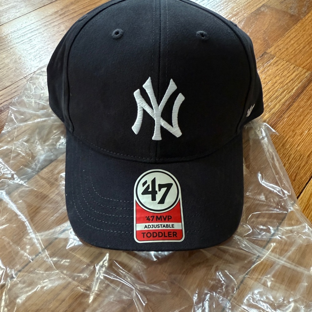 Classic NY Yankees Toddler Hat - NWT